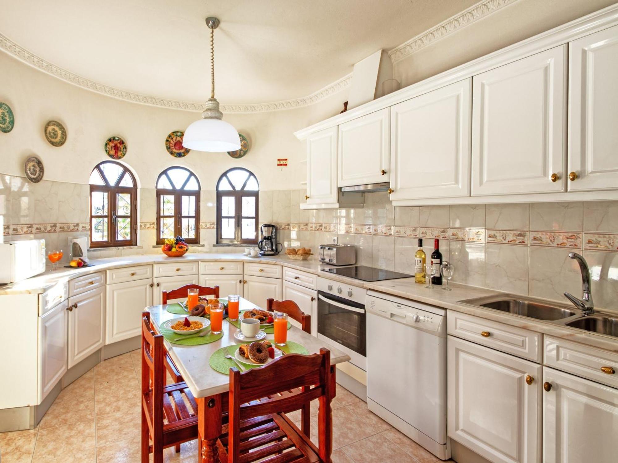 Charming Villa In Albufeira With Private Pool Zewnętrze zdjęcie